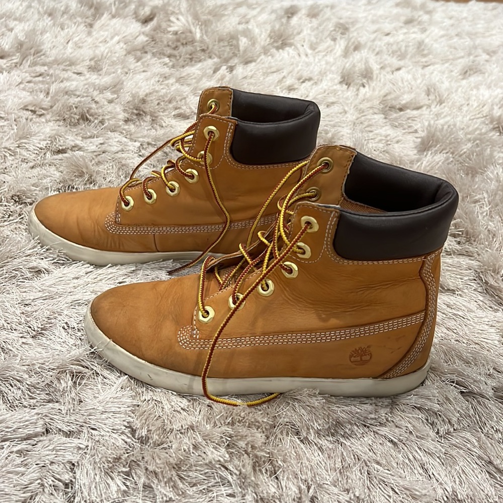 TIMBERLAND - Women’s Boots - Size 6.5